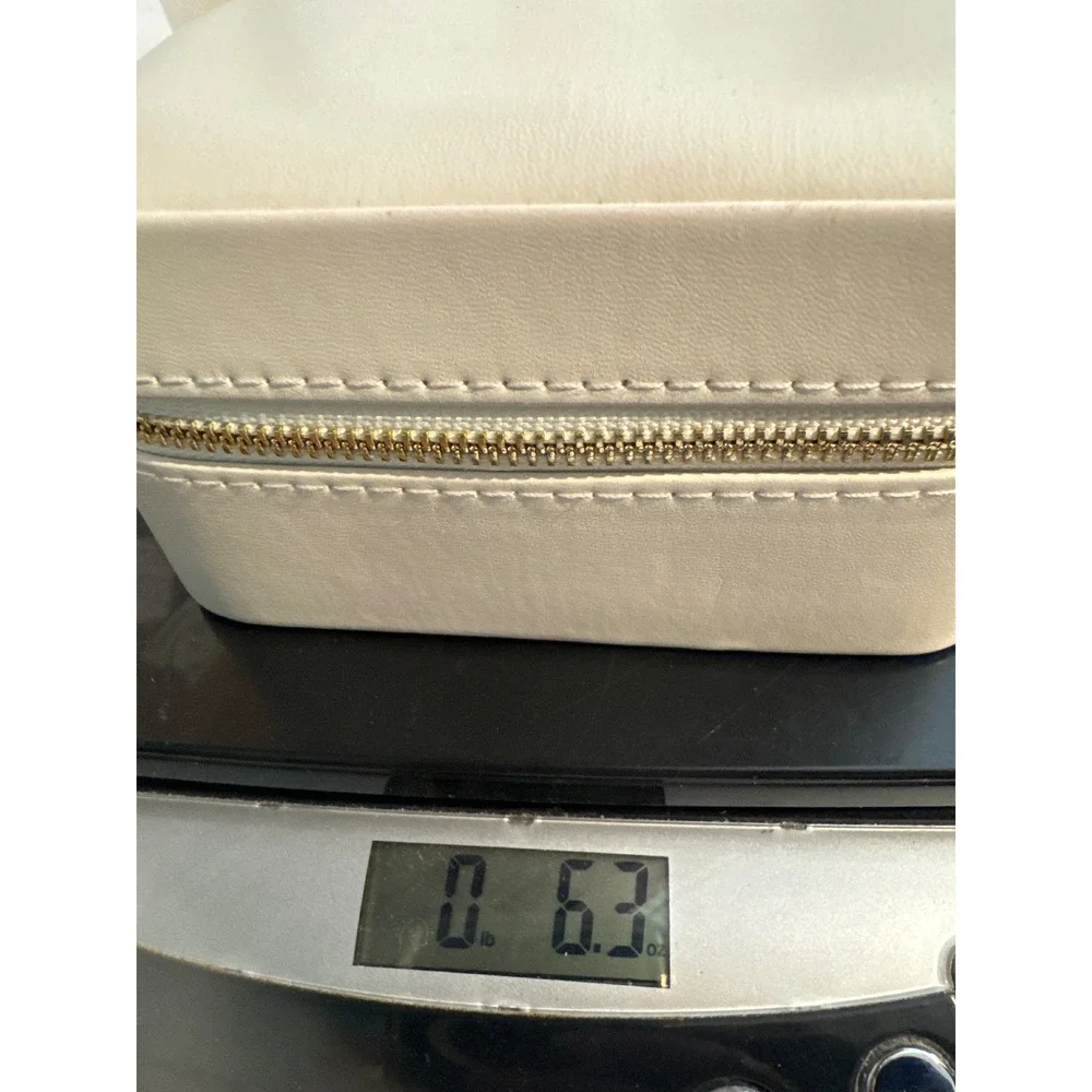 PAVOI Jewelry Case Women Cream Travel Square Zip Faux Leather Organizer